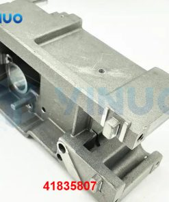 UIC 41835807 HOUSING - Image 3