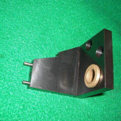 44885901 BRACKET CYL MTG Universal AI spare parts