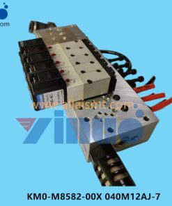 KM0-M8582-00X 040M12AJ-7 VALVE